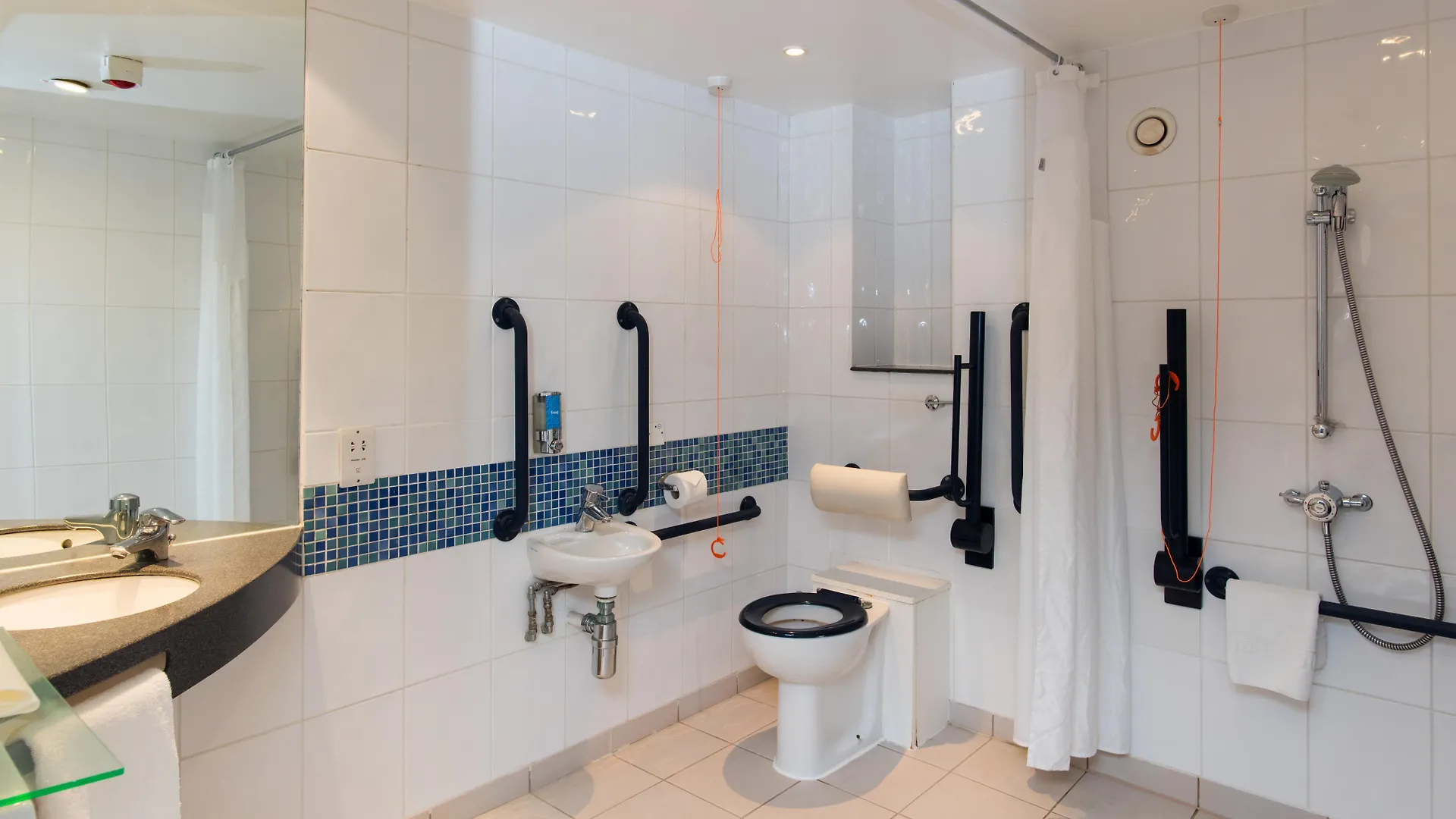 Holiday Inn Express Newcastle City Centre By Ihg Hotel Newcastle upon Tyne